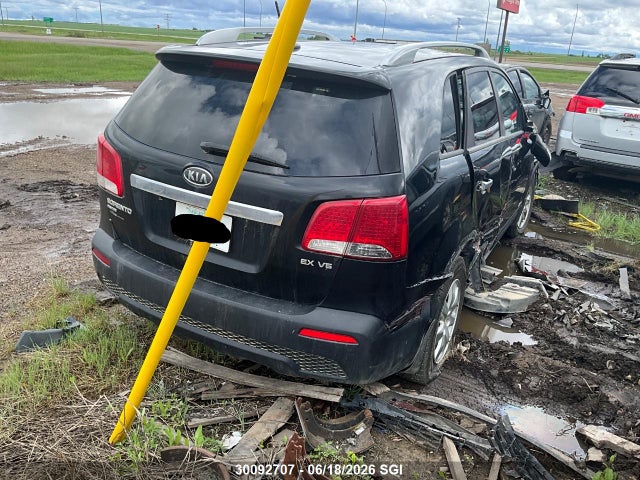 30092707 :رقم المزاد ، 5XYKUDA28BG075949 vin ، 2011 Kia Sorento Ex مزاد بيع