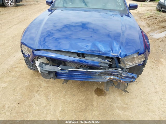 30090324 :رقم المزاد ، 1ZVBP8AM9D5212017 vin ، 2013 Ford Mustang مزاد بيع