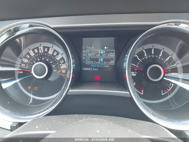 30090324 :رقم المزاد ، 1ZVBP8AM9D5212017 vin ، 2013 Ford Mustang مزاد بيع