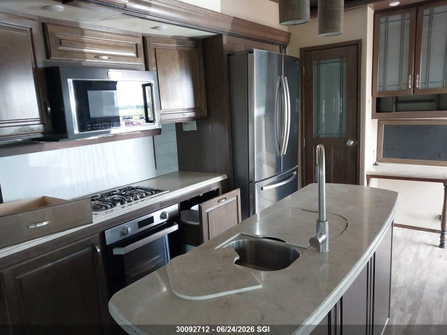 Продаж на аукціоні авто 2018 Grand Design Trailer, vin: 573FS4222J1110756, номер лоту: 30092712