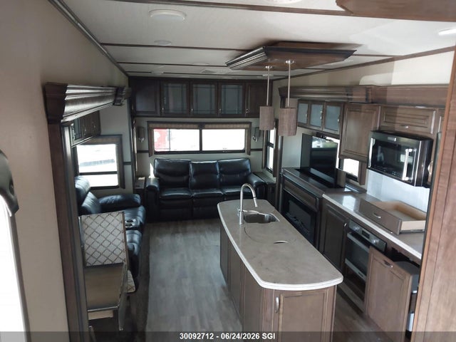 Продаж на аукціоні авто 2018 Grand Design Trailer, vin: 573FS4222J1110756, номер лоту: 30092712