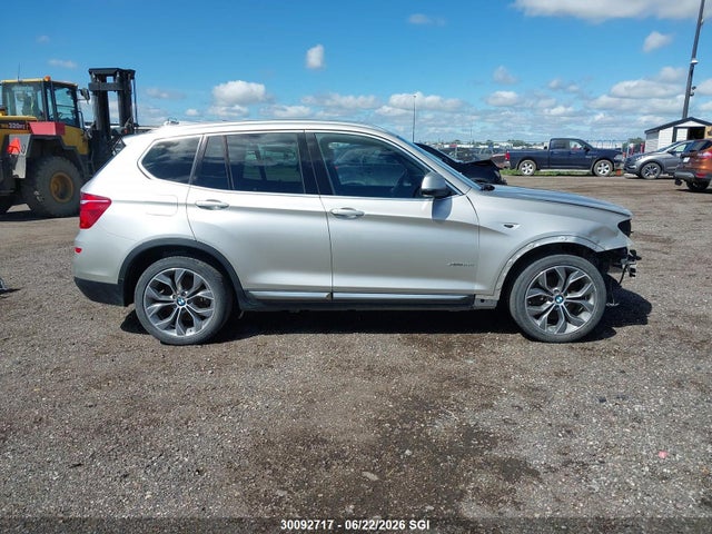 30092717 :رقم المزاد ، 5UXWX9C5XG0D63113 vin ، 2016 Bmw X3 Xdrive28i مزاد بيع