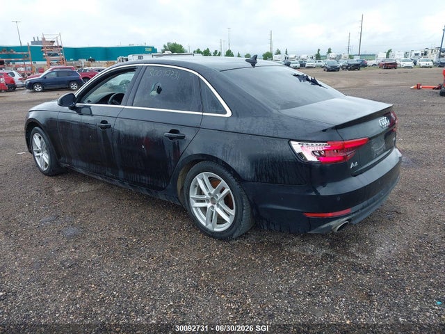 Audi A4 Ultra Premium 2017 WAUGMAF49HN039894 Image 3