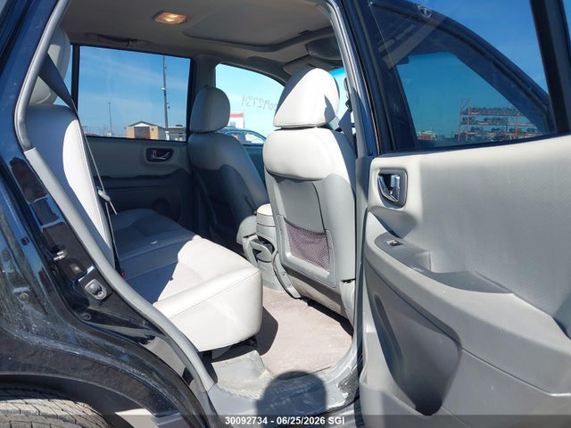 2005 Hyundai Santa Fe მანქანა იყიდება აუქციონზე, vin: KM8SB73DX5U921874, აუქციონის ნომერი: 30092734