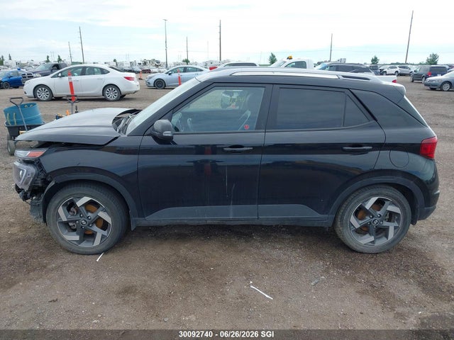 30092740 :رقم المزاد ، KMHRC8A35NU197944 vin ، 2022 Hyundai Venue Sel/limited مزاد بيع
