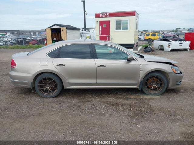 Volkswagen PASSAT SE 2015 1VWBV7A30FC032754 Image 14