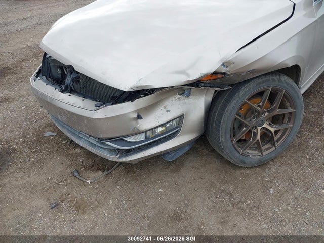 Volkswagen PASSAT SE 2015 1VWBV7A30FC032754 Image 18