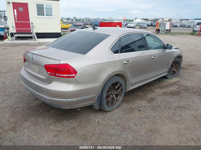 Volkswagen PASSAT SE 2015 1VWBV7A30FC032754 Image 4
