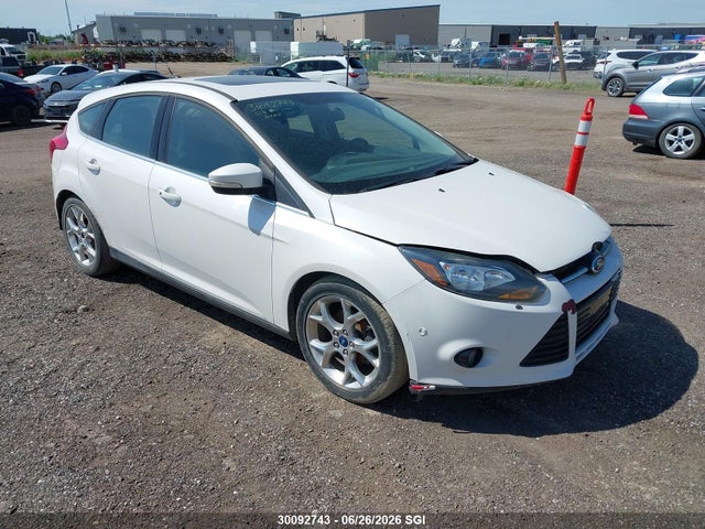 30092743 :رقم المزاد ، 1FADP3N27DL206015 vin ، 2013 Ford Focus Titanium مزاد بيع