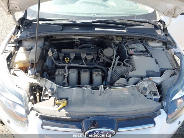 30092743 :رقم المزاد ، 1FADP3N27DL206015 vin ، 2013 Ford Focus Titanium مزاد بيع