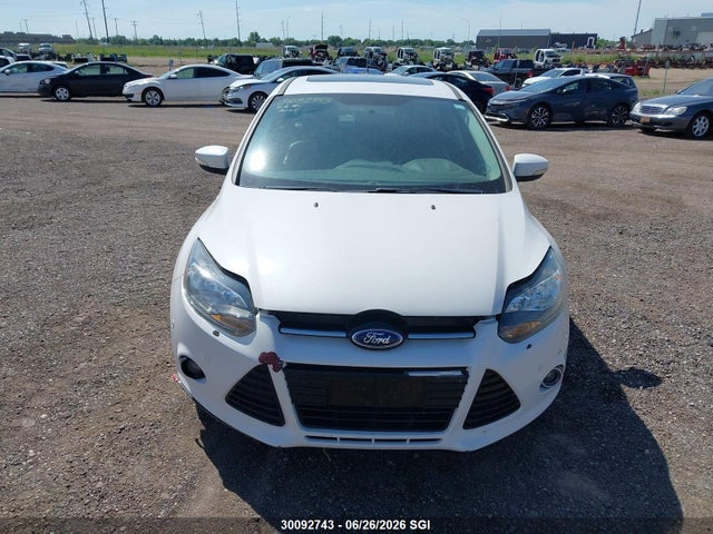 30092743 :رقم المزاد ، 1FADP3N27DL206015 vin ، 2013 Ford Focus Titanium مزاد بيع