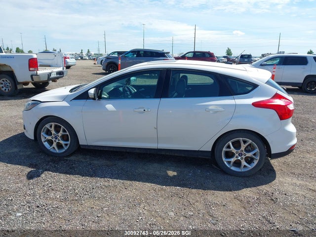 30092743 :رقم المزاد ، 1FADP3N27DL206015 vin ، 2013 Ford Focus Titanium مزاد بيع