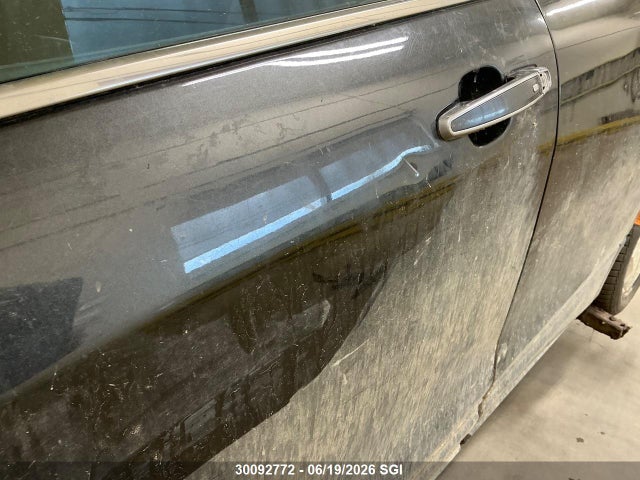 Продаж на аукціоні авто 2018 Chevrolet Equinox Premier, vin: 2GNAXVEV3J6142778, номер лоту: 30092772
