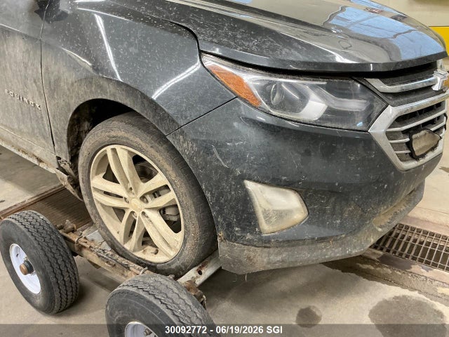 Продаж на аукціоні авто 2018 Chevrolet Equinox Premier, vin: 2GNAXVEV3J6142778, номер лоту: 30092772