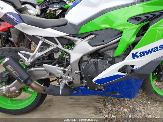 30091640 :رقم المزاد ، ML5ZXCS11RDA27026 vin ، 2024 Kawasaki Zx400 S مزاد بيع