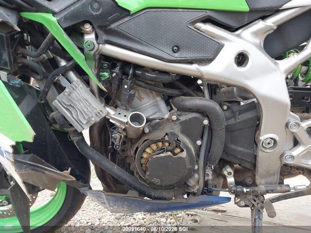 30091640 :رقم المزاد ، ML5ZXCS11RDA27026 vin ، 2024 Kawasaki Zx400 S مزاد بيع
