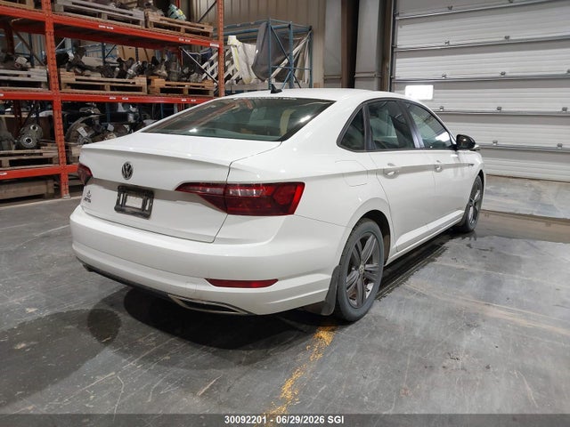 3VWE57BU0MM048016 Volkswagen JETTA SEL