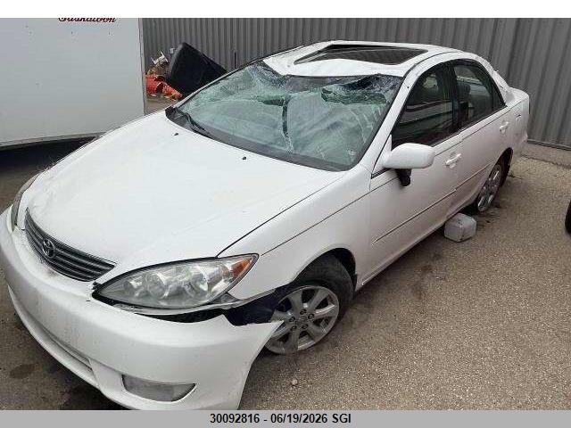 2005 Toyota Camry Le/xle/se მანქანა იყიდება აუქციონზე, vin: 4T1BF30K95U604202, აუქციონის ნომერი: 30092816