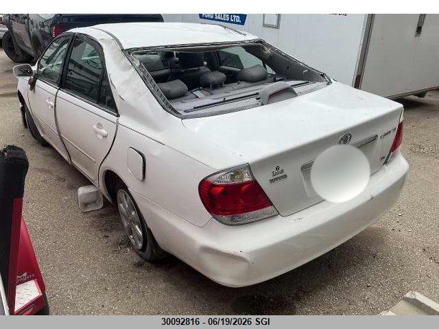 2005 Toyota Camry Le/xle/se მანქანა იყიდება აუქციონზე, vin: 4T1BF30K95U604202, აუქციონის ნომერი: 30092816