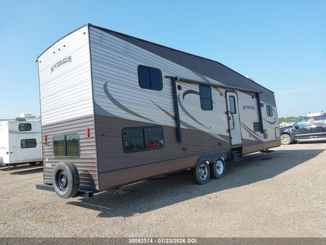 Riverside 32loftrb 2015 521BT3628FP016105 Image 4