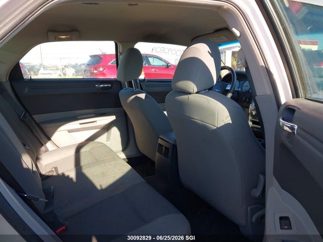 Продажа на аукционе авто 2006 Chrysler 300 Touring, vin: 2C3KA53G56H537452, номер лота: 30092829