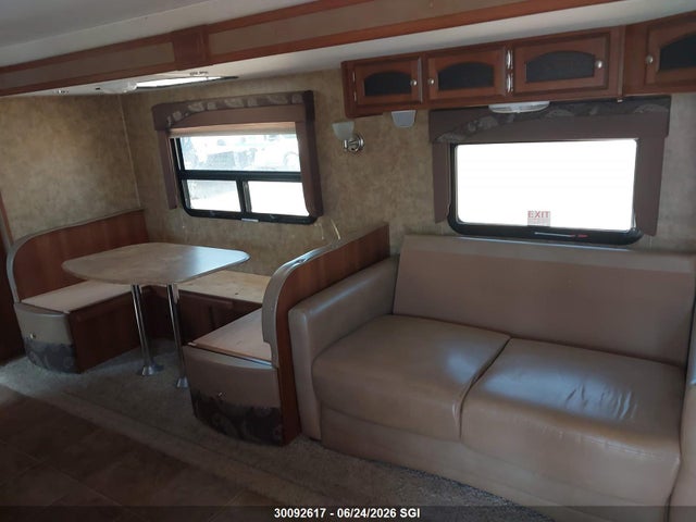 Продаж на аукціоні авто 2013 Coachmen Freedom Express, vin: 5ZT2FEWB7DA007992, номер лоту: 30092617