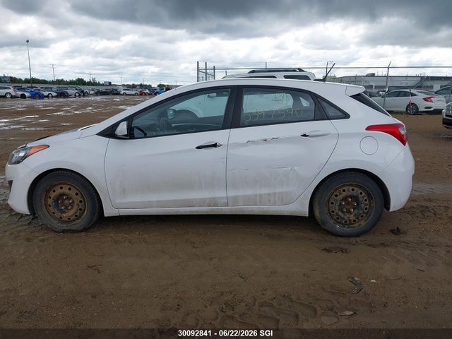 Продаж на аукціоні авто 2014 Hyundai Elantra Gt, vin: KMHD25LH8EU160326, номер лоту: 30092841