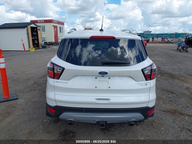 Ford Escape Titanium 2017 1FMCU9J98HUB93016 Image 15