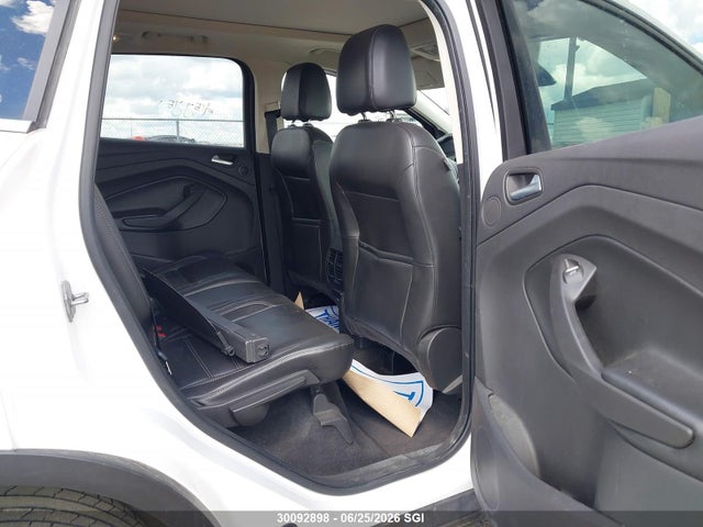 Ford Escape Titanium 2017 1FMCU9J98HUB93016 Image 8