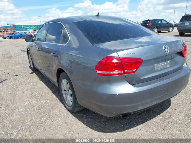 Volkswagen PASSAT S 2014 1VWAS7A35EC080141 Image 3