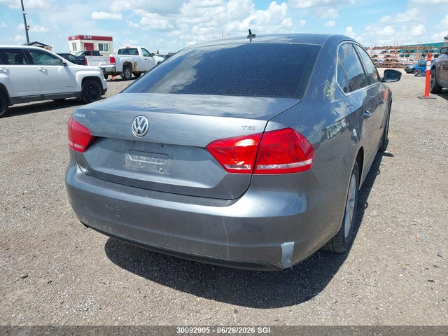 Volkswagen PASSAT S 2014 1VWAS7A35EC080141 Image 4