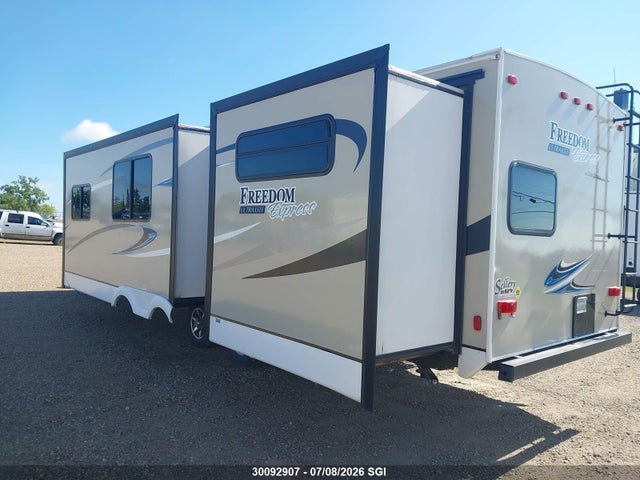 Coachman Trailer 310-bhds 2018 5ZT2FEWB1JW003693 Image 3