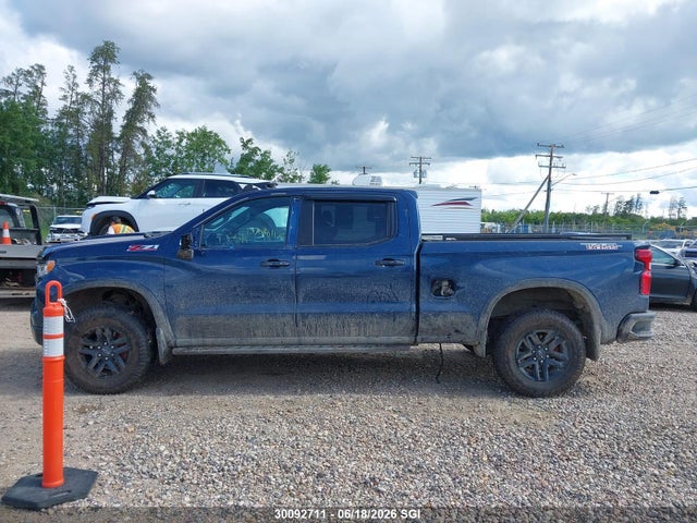 30092711 :رقم المزاد ، 3GCPDFEK9NG609235 vin ، 2022 Chevrolet Silverado K1500 Lt Trail Boss مزاد بيع