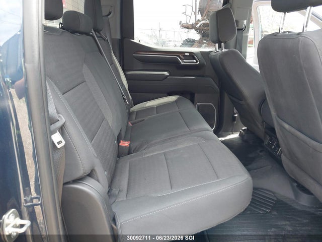 30092711 :رقم المزاد ، 3GCPDFEK9NG609235 vin ، 2022 Chevrolet Silverado K1500 Lt Trail Boss مزاد بيع