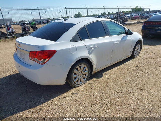 30092922 :رقم المزاد ، 1G1PB5SHXB7267481 vin ، 2011 Chevrolet Cruze Ls مزاد بيع