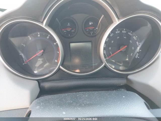 30092922 :رقم المزاد ، 1G1PB5SHXB7267481 vin ، 2011 Chevrolet Cruze Ls مزاد بيع