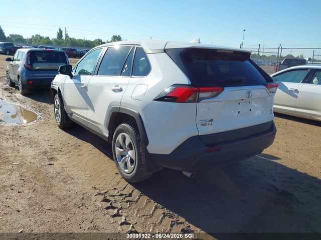 Toyota RAV4 LE 2022 2T3B1RFV7NW252215 Image 3