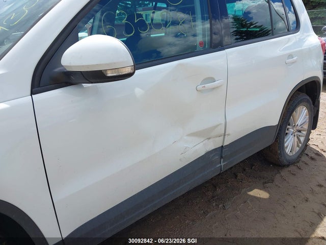 WVGJV7AX0GW593047 Volkswagen Tiguan Comfort/high/r-line/sp Ed