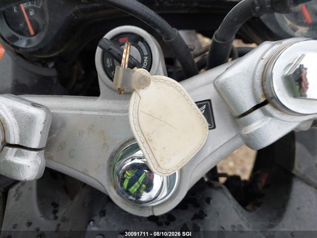 30091711 :رقم المزاد ، MLHJC392785100450 vin ، 2008 Honda Cbr125-r مزاد بيع