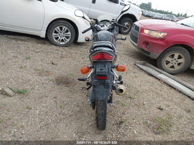 30091711 :رقم المزاد ، MLHJC392785100450 vin ، 2008 Honda Cbr125-r مزاد بيع