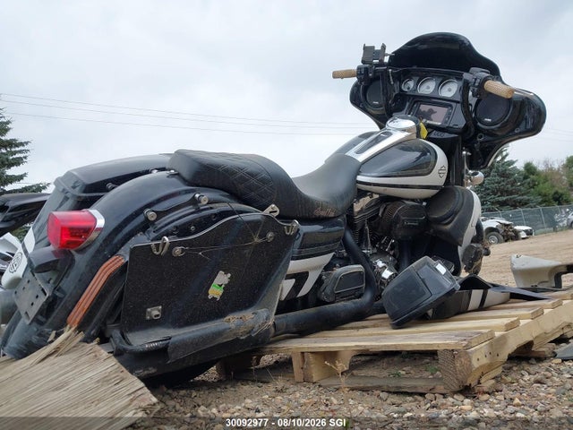 Продажа на аукционе авто 2016 Harley-davidson Flhxs Street Glide Special, vin: 5HD1KRMAXGB610385, номер лота: 30092977