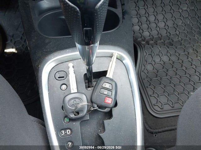 Toyota Yaris 2015 VNKKTUD30FA032873 Image 11