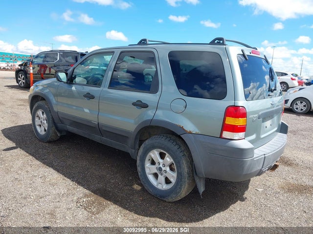 2005 Ford Escape Xlt მანქანა იყიდება აუქციონზე, vin: 1FMYU93195KA44974, აუქციონის ნომერი: 30092995