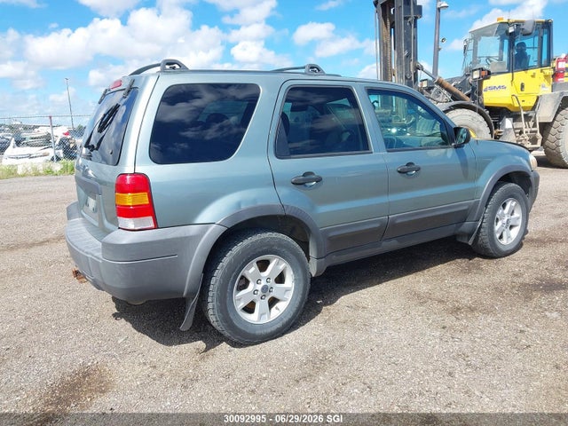 2005 Ford Escape Xlt მანქანა იყიდება აუქციონზე, vin: 1FMYU93195KA44974, აუქციონის ნომერი: 30092995