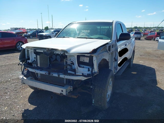 Продажа на аукционе авто 2013 Toyota Tacoma, vin: 5TFUU4EN7DX074921, номер лота: 30093002