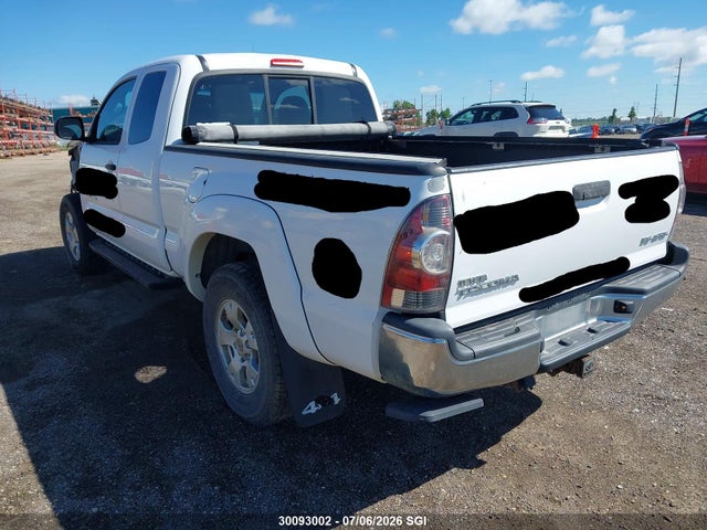 Продажа на аукционе авто 2013 Toyota Tacoma, vin: 5TFUU4EN7DX074921, номер лота: 30093002