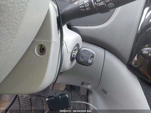 2004 Toyota Sienna Ce/le მანქანა იყიდება აუქციონზე, vin: 5TDZA23C84S161415, აუქციონის ნომერი: 30093012