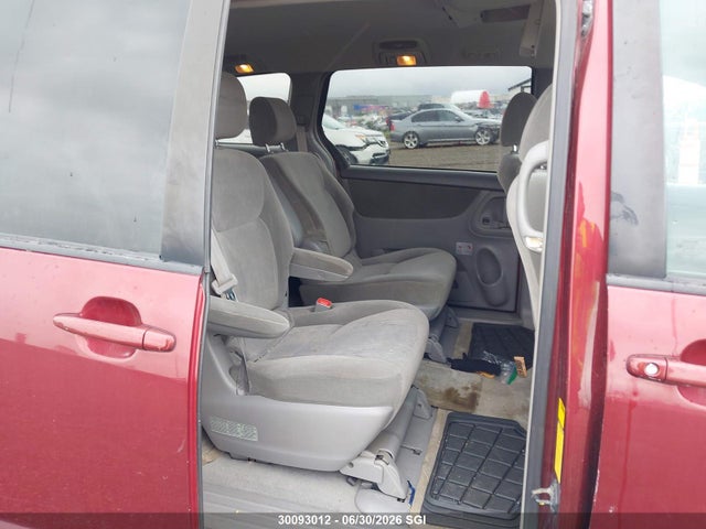 2004 Toyota Sienna Ce/le მანქანა იყიდება აუქციონზე, vin: 5TDZA23C84S161415, აუქციონის ნომერი: 30093012