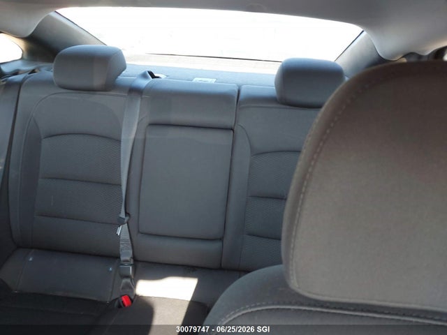 30079747 :رقم المزاد ، 1G1ZE5ST2HF247826 vin ، 2017 Chevrolet Malibu Lt مزاد بيع