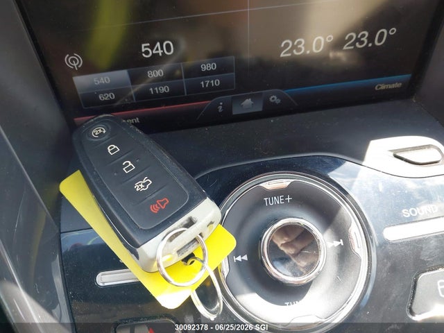 30092378 :رقم المزاد ، 1FMCU9H98DUD44128 vin ، 2013 Ford Escape Sel مزاد بيع